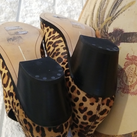 Dolce Vita Animal Print V side Bootie Size 10 fits like 9.5 - Picture 6 of 16